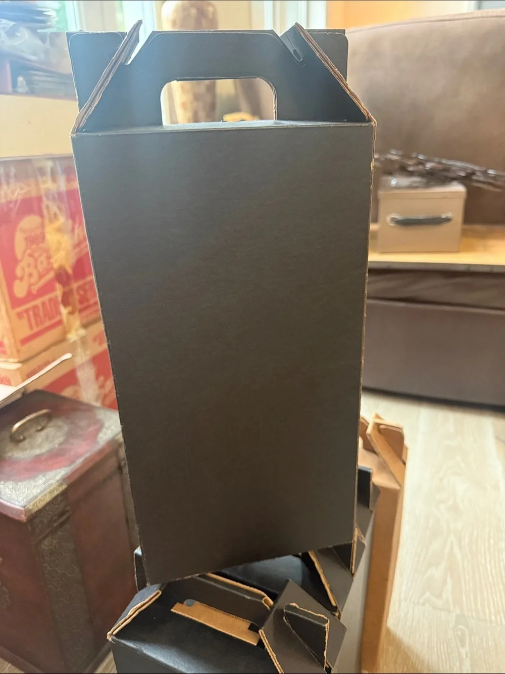 Wine Bottle Carrier with Handle in Black and Brown